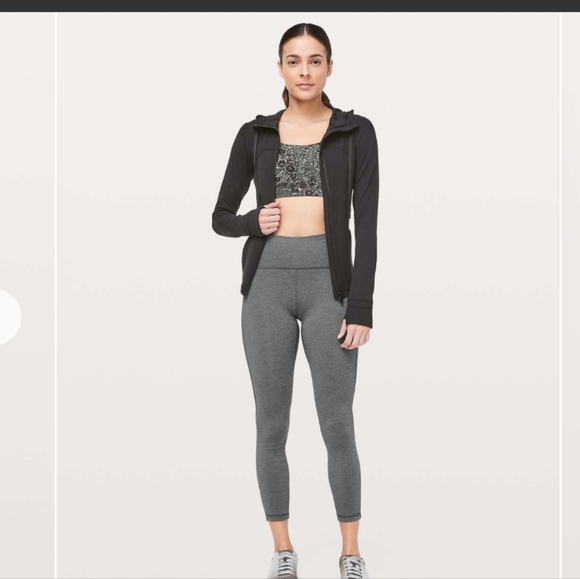 Lululemon Train Times 7/8 Leggings 25 Heathered Black - Picture 3 of 8